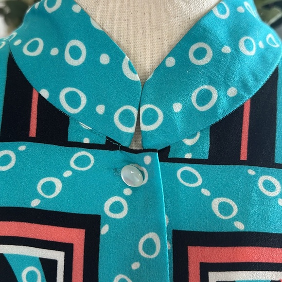 Bob Mackie Sz L Button Front Blouse - Picture 2 of 9